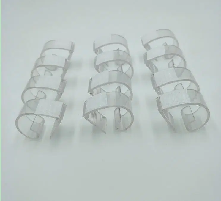 Skirt clips